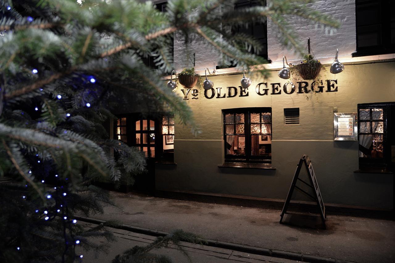 Old George Colnbrook Exterior foto